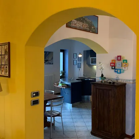 Semesterbostad Casa Ludovica - Cozy With Panoramic & Mountain Views