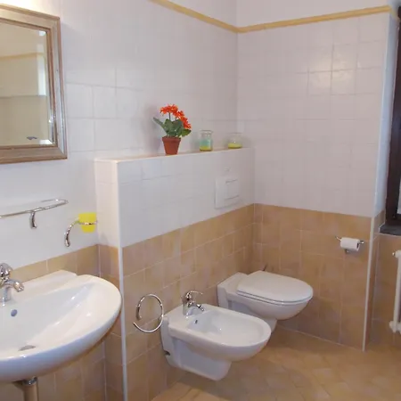 Casa Ludovica - Cozy With Panoramic & Mountain Views Semesterbostad Gera Lario