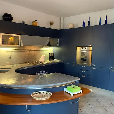 Casa Ludovica - Cozy With Panoramic & Mountain Views Semesterbostad Gera Lario